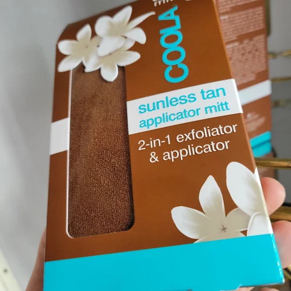 ✨️HP✨️NIB COOLA Sunless Tan Firming Lotion and COOLA Tan Applicator Mitt - Picture 2 of 9